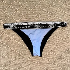 Victoria Secret The Cheeky Bikini Bottoms Size Small